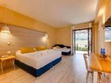 Superior room with partial sea view