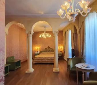 Carlton On The Grand Canal - 59