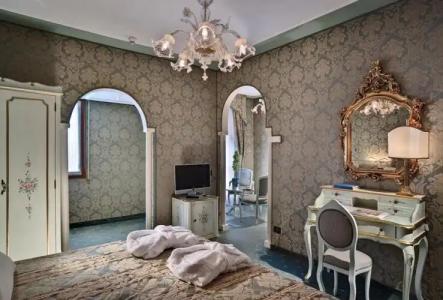 Carlton On The Grand Canal - 29