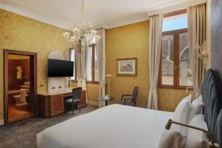 NH Venezia Santa Lucia - 17