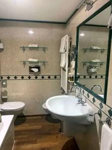 BW Premier Collection CHC Continental - 47