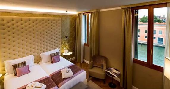 BW Premier Collection CHC Continental - 50