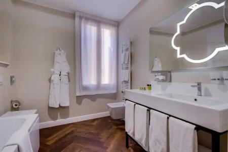 BW Premier Collection CHC Continental - 30