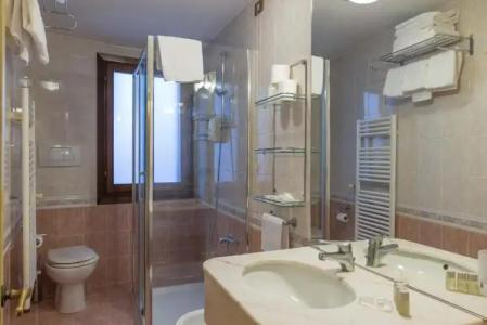 La Fenice et Des Artistes - 67