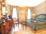 Deluxe Double room with canal view