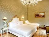 Double Junior Suite with canal view