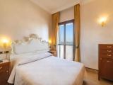 Superior Double room with Direct View of the lagoon