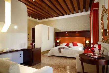 Ruzzini Palace - 128