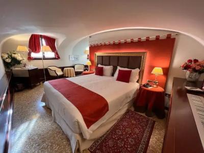 Ruzzini Palace - 102