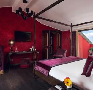 Carnival Palace - Venice Collection - 82