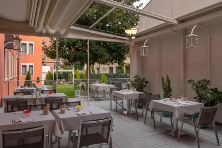 Carnival Palace - Venice Collection - 27