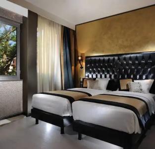 Carnival Palace - Venice Collection - 44