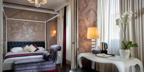 Carnival Palace - Venice Collection - 71