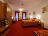 Classic Quadruple room with balcony