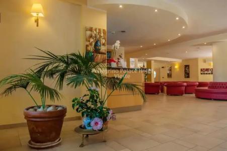 Pellegrino Palace - 1