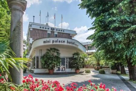 Mini Palace