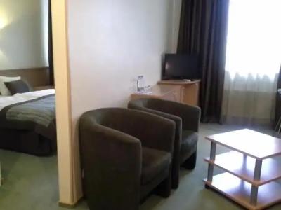 Sky High Airport 200 meters from the terminal - 66