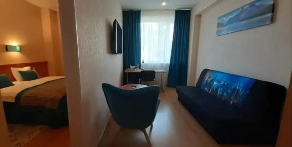 Sky High Airport 200 meters from the terminal - 3