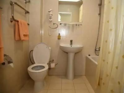 Sky High Airport 200 meters from the terminal - 64