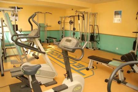 Sky High Airport 200 meters from the terminal - 17