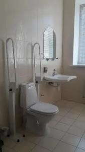 Sky High Airport 200 meters from the terminal - 45