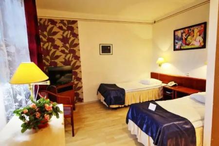 NB with Free Parking - 49