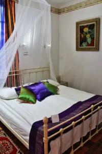 NB with Free Parking - 69