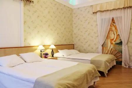 NB with Free Parking - 3