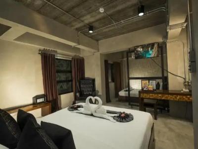 Thapae Loft - 57