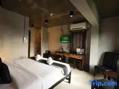 Thapae Loft - 92