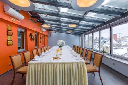 Avalon & Conferences - 17