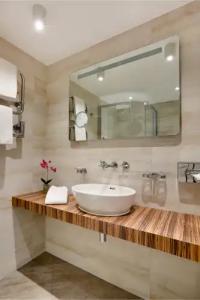 Avalon & Conferences - 10