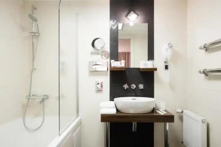 Avalon & Conferences - 44