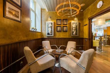 Avalon & Conferences - 19