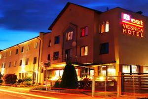 Hotel BEST with FREE PARKING, Riga