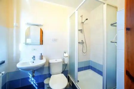 Express Guest House - 7