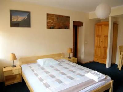 Express Guest House - 5