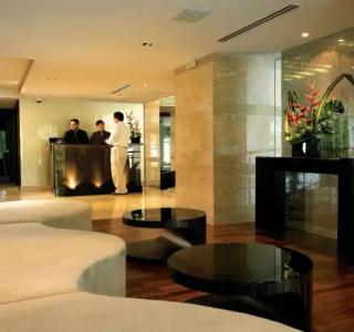 Pacific Regency Suites - 16