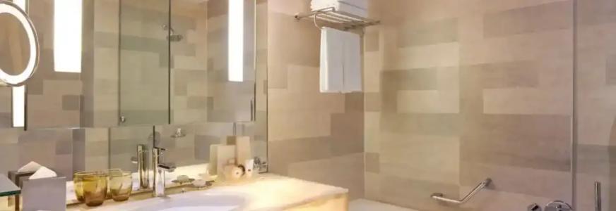 Traders, Kuala Lumpur - 77