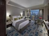 Deluxe Double Club room with city view