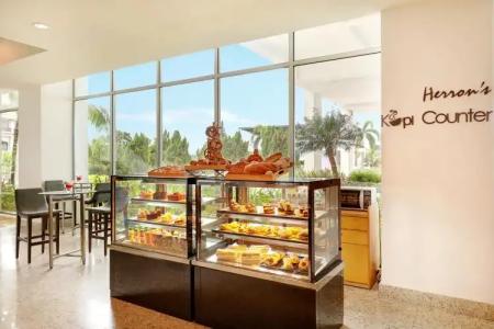 Holiday Inn Melaka, an IHG - 10