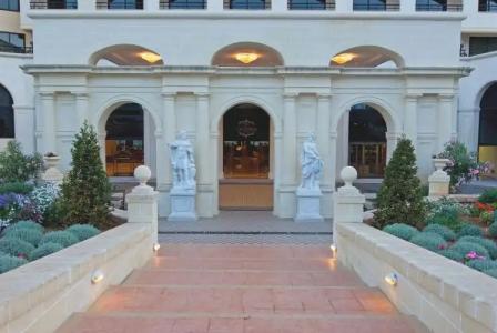 Grand Excelsior