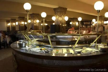 QAWRA Palace Resort & SPA - 20