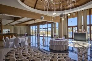 db San Antonio Hotel + Spa All Inclusive