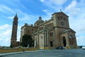 Maritim Antonine Hotel & Spa