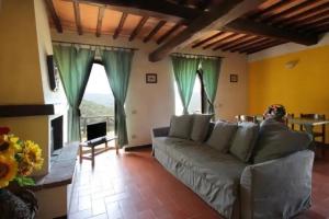 Farm Stay «Fattoria Il Lago», Dicomano