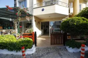 Bonapart Hotel, Cesme