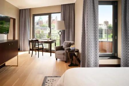 Sheraton Grand Krakow - 9