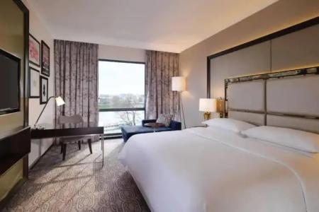 Sheraton Grand Krakow - 8