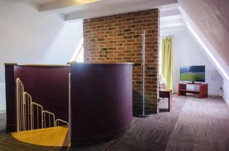 Artus - Old Town - 46